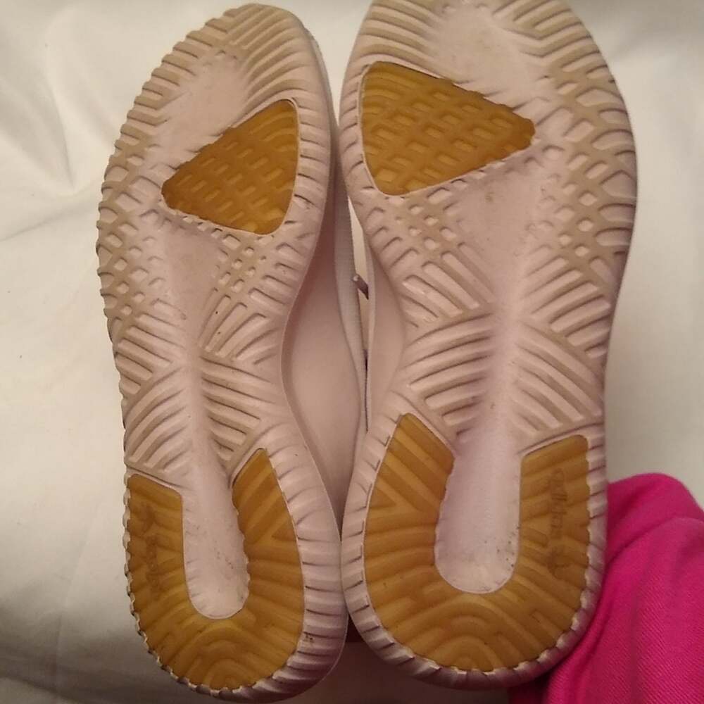 Adidas girls size 4.5 light mauve sneakers. - Picture 7 of 7